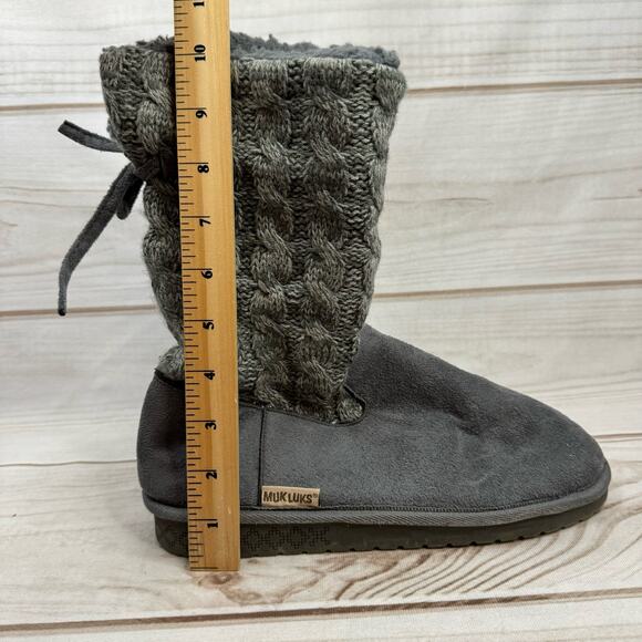 Muk Luks Gray Sherpa Lined Sweater Boots Size 9 - Picture 4 of 12